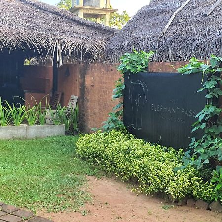 The Elephant Pass - Yala Tissamaharama Exterior foto
